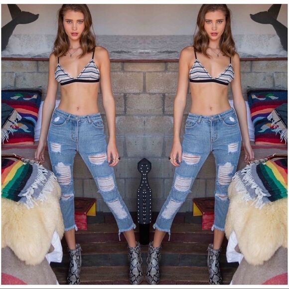 DISTRESSED Boyfriend Fit Ankle Length Jeans - Picture 2 of 16